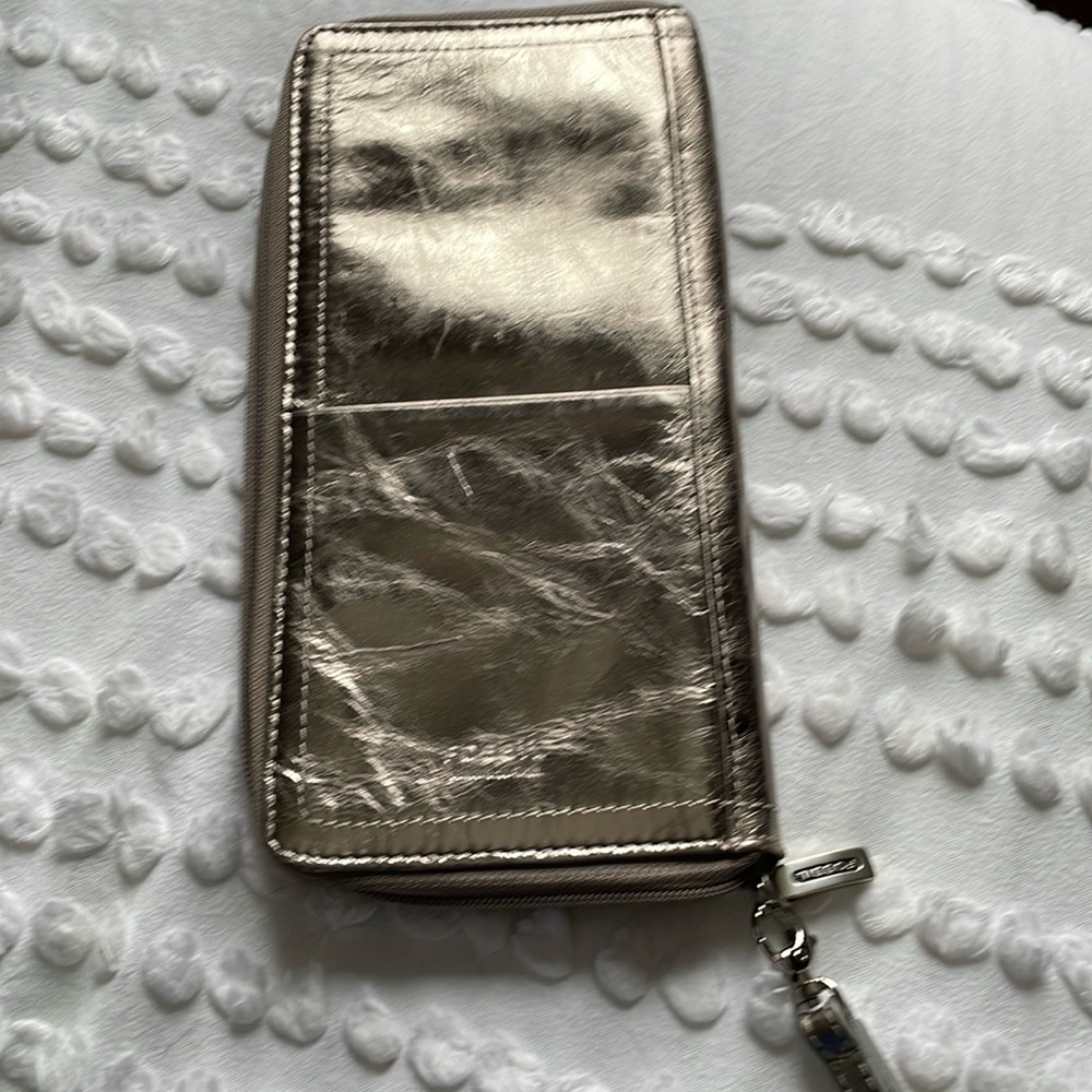 Fossil Small metallic clutch